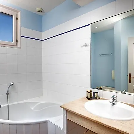 La Bastide Saint Martin Hotel