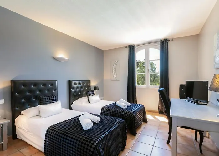 Otel La Bastide Saint Martin 3*