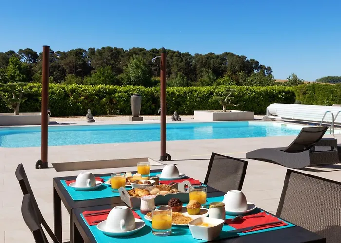 Otel La Bastide Saint Martin 3*